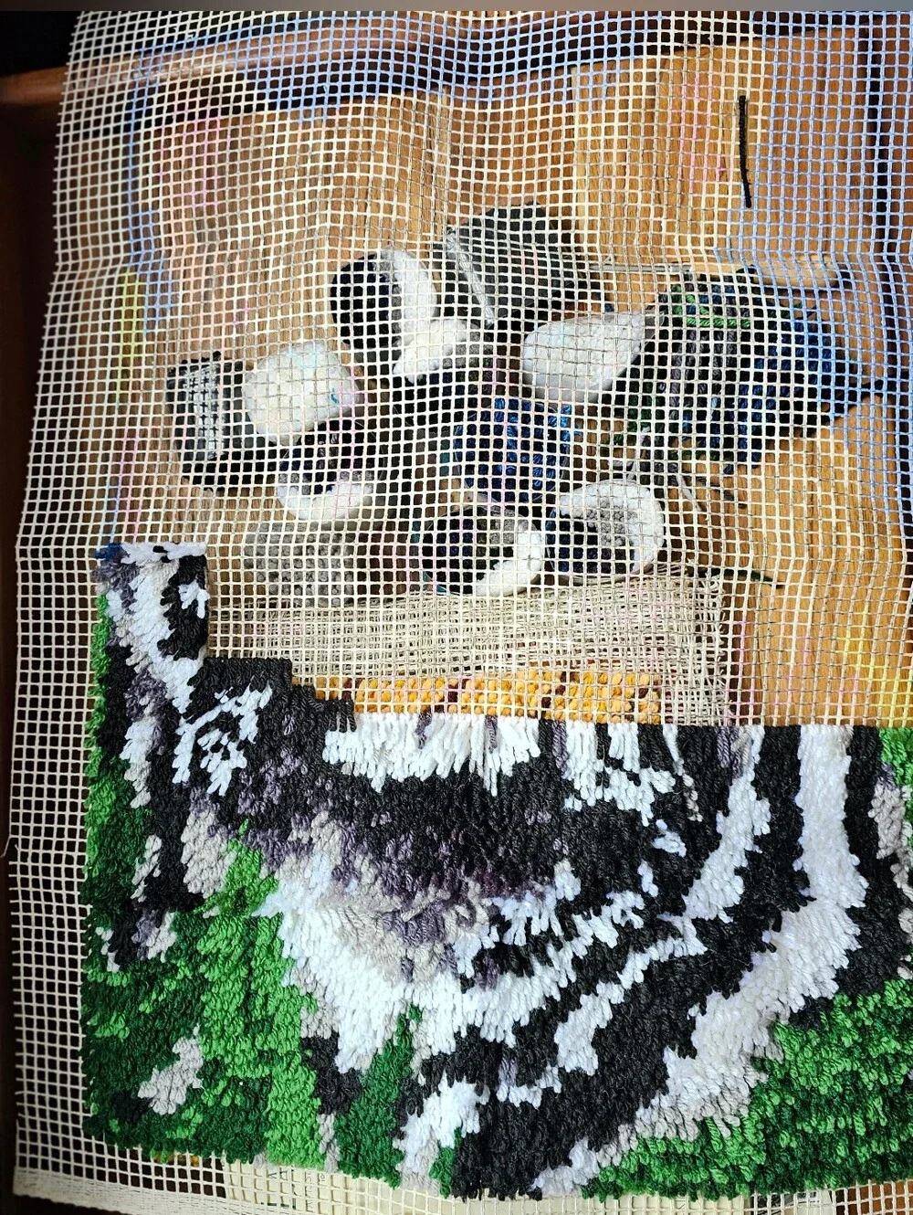 2 Latch Hook Rug Or Wall Hanging Unfinished Projects Cat And Snow Tiger